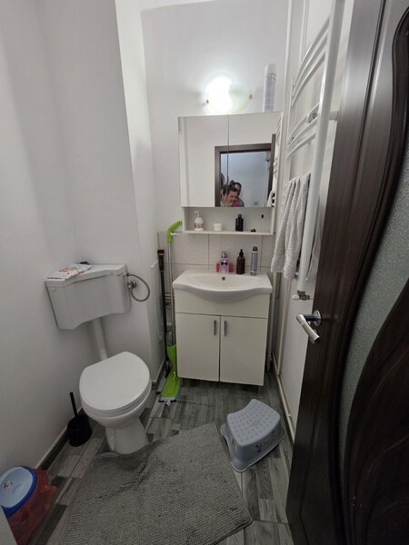 Dristor, Ramnicu Valcea, 10 minute metrou, 1986, 2 gr. sanitare, centrala